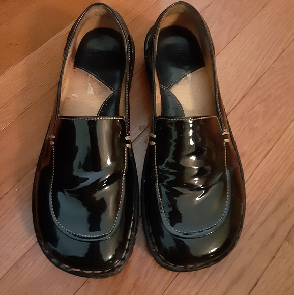 Born Shoes Born Black Patent Leather Flats Poshmark